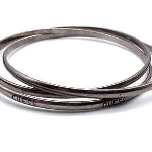 Vintage Guess Logo Spell Out Triple Link Bangle Bracelet Silver delicate rocker‎